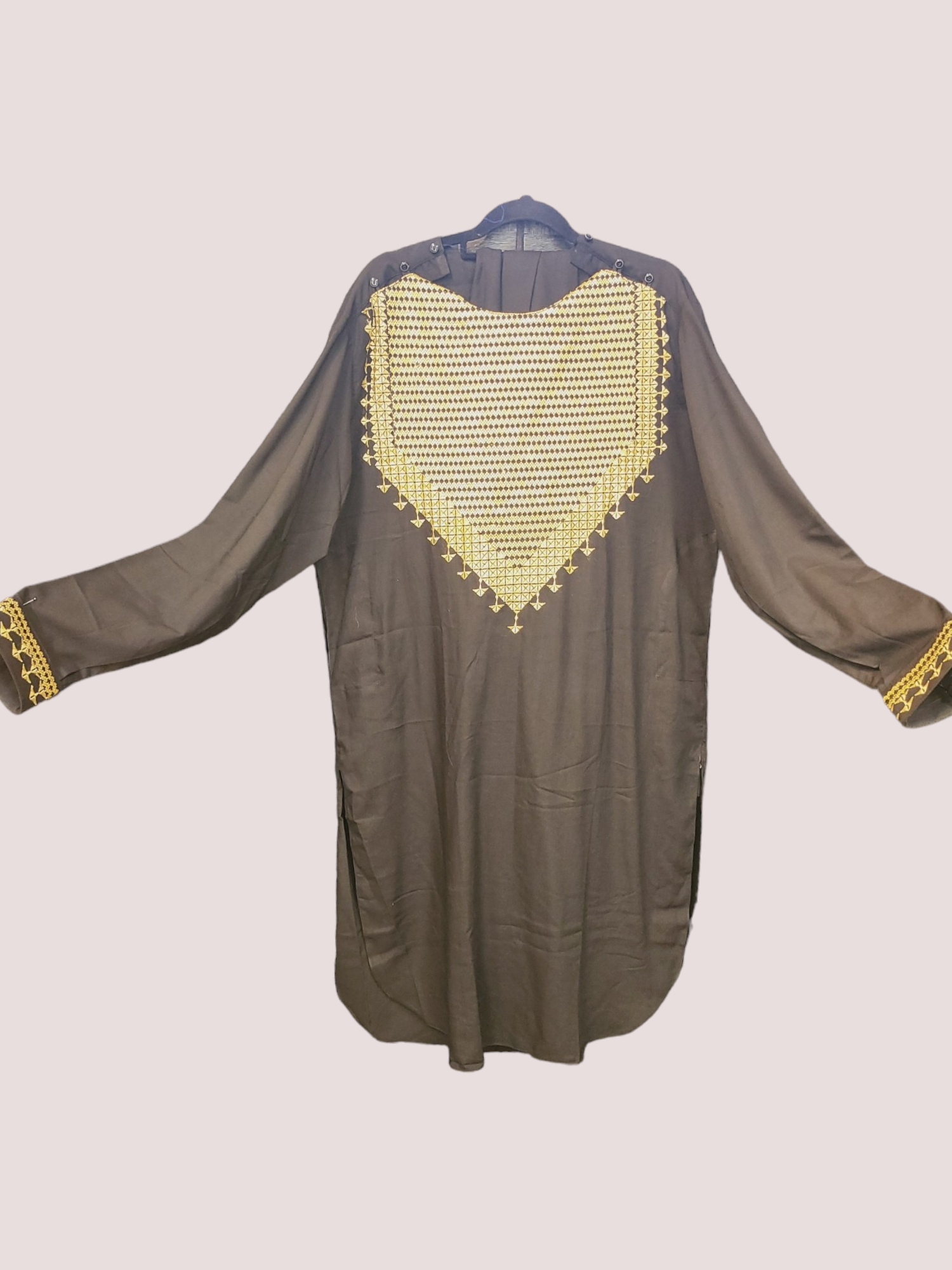 Black/Gold Peran Tumban