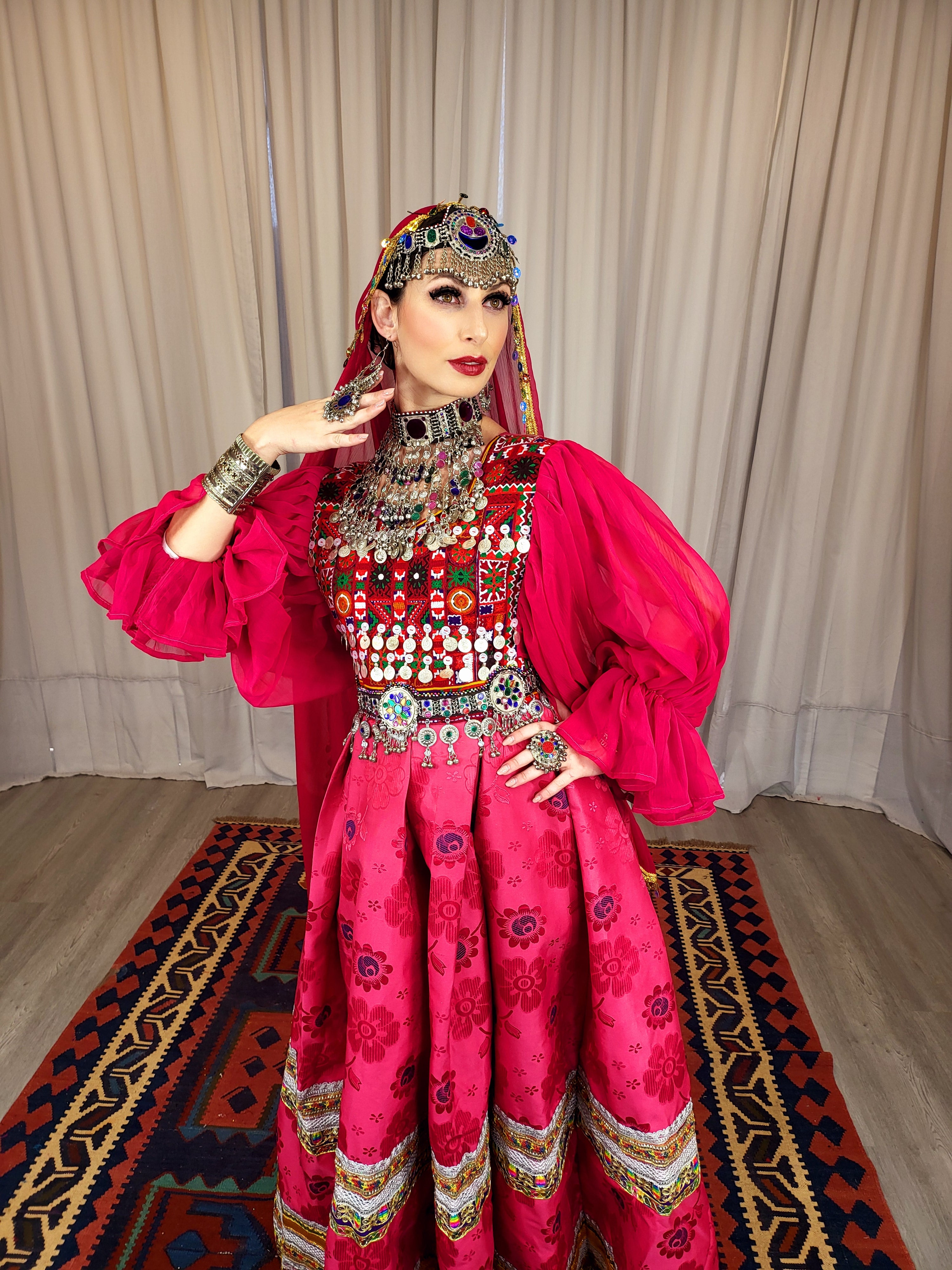 Gulabi Gule Bakhmal Dress