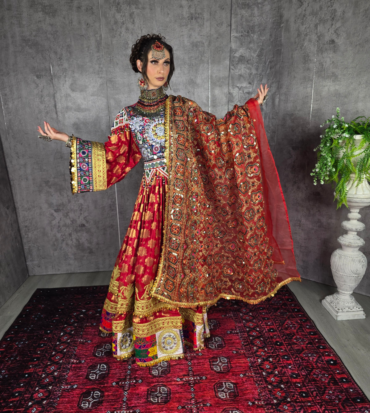 Sorkh Plate Dress